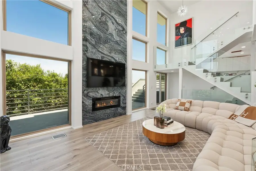 3539 Alana Drive, Sherman Oaks, CA 91403 - #3