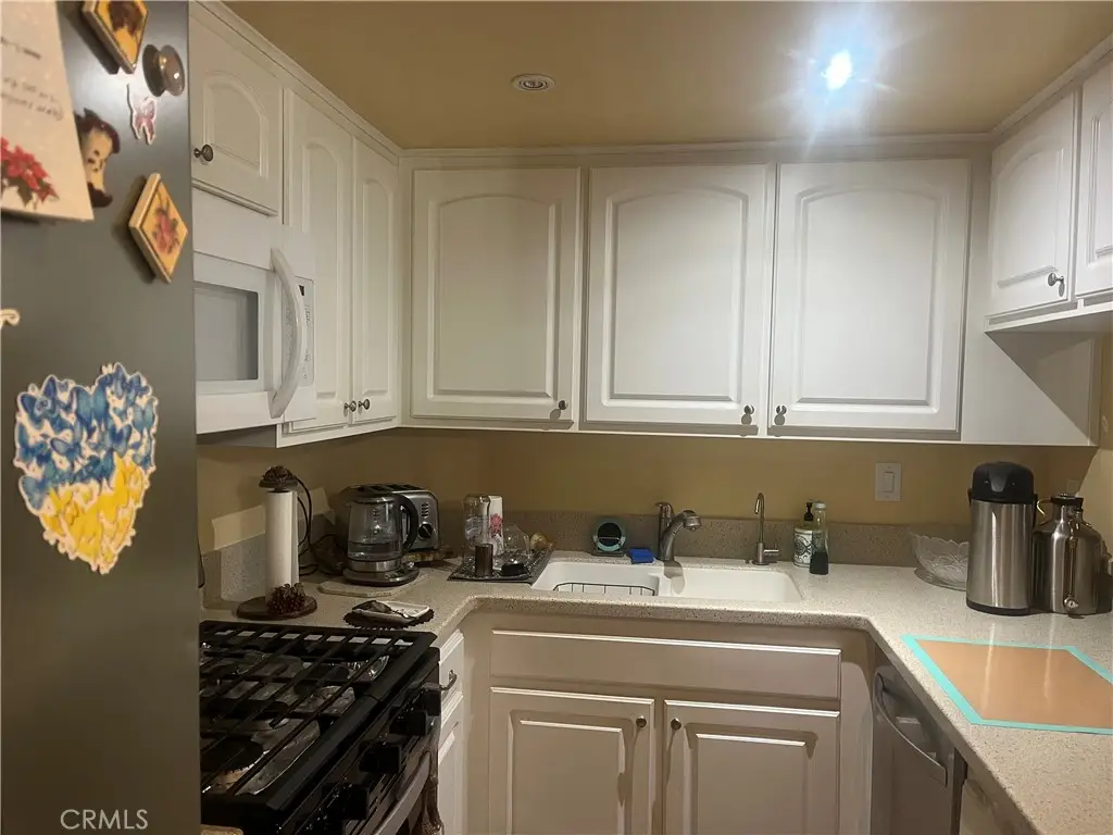 335 N Adams Street N #112, Glendale, CA 91206 - #1