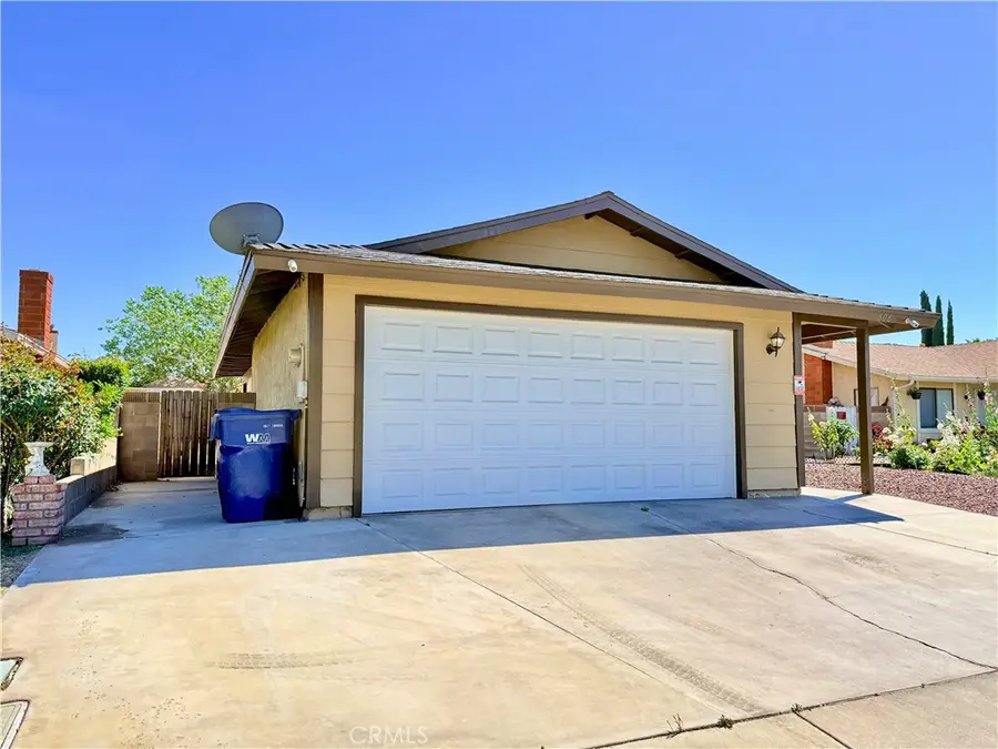 606 E Avenue J9, Lancaster, CA 93535 - #2