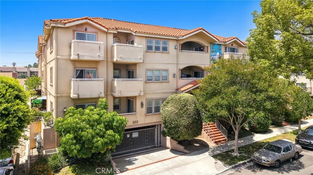 555 E Santa Anita #301, Burbank, CA 91501 - #1