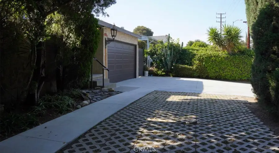 8421 Tampa, Northridge, CA 91324 - #2