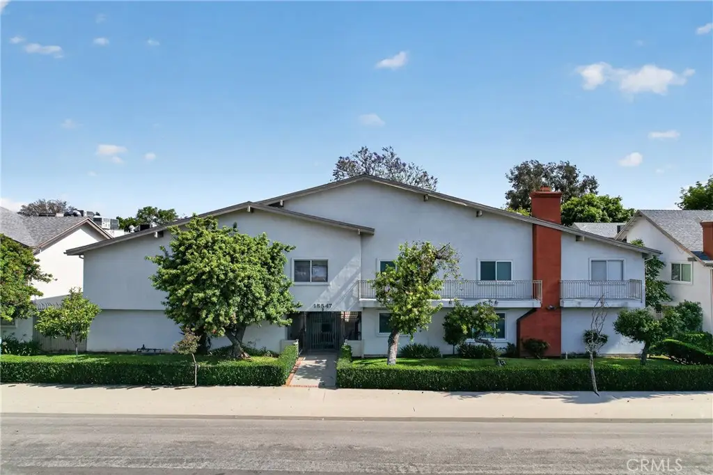 18547 Collins Street #B23, Tarzana, CA 91356 - #1