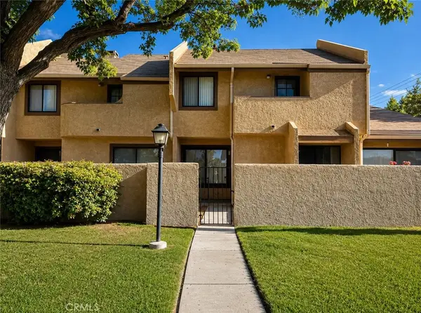 1849 E Avenue J4, Lancaster, CA 93535