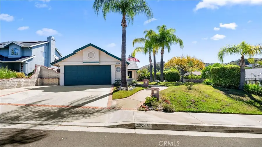 28924 Raintree Lane, Santa Clarita, CA 91390 - #3