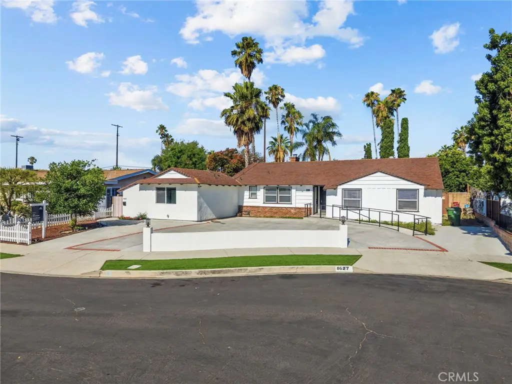 8627 Bothwell, Northridge, CA 91324 - #1