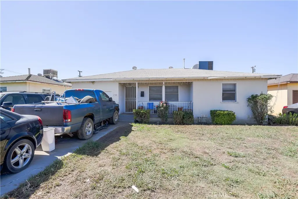 1305 Castaic, Bakersfield, CA 93308 - #1