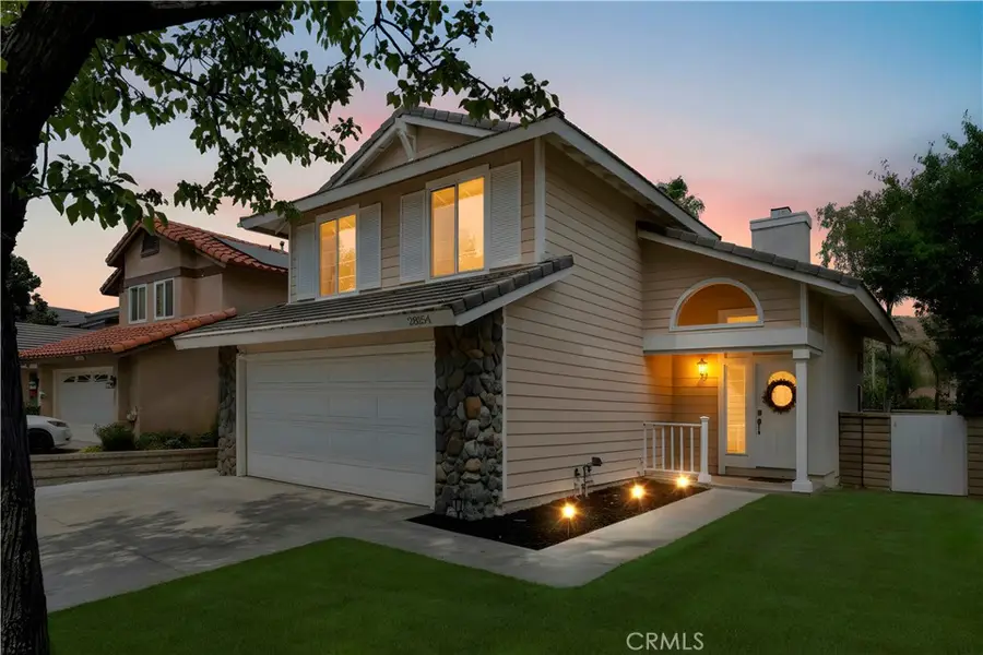 28154 Guilford Lane, Saugus, CA 91350 - #2