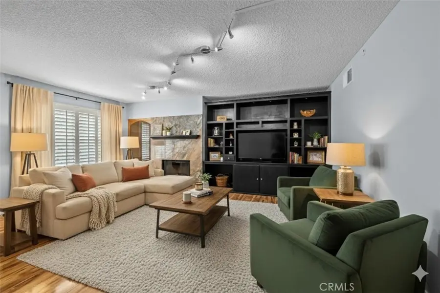 42805 15th W, Lancaster, CA 93534 - #2