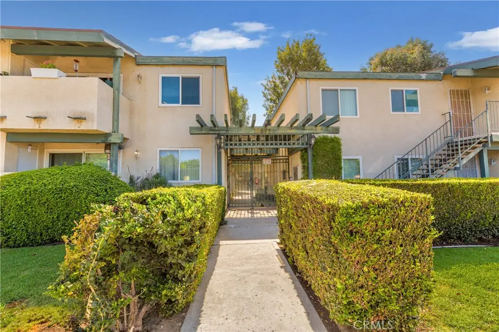 10636 Woodley Avenue #34, Granada Hills, CA 91344 - #1