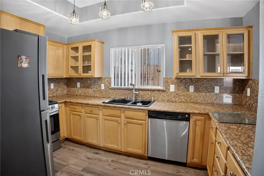 9354 Burnet #105, North Hills, CA 91343 - #3