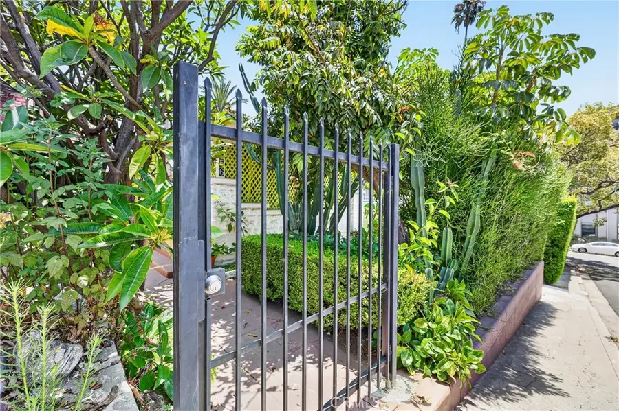 1756 Vista Del Mar, Los Angeles, CA 90028 - #2