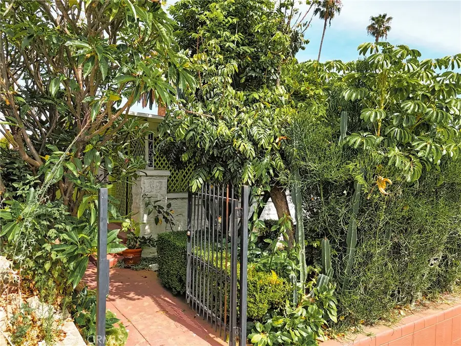 1756 Vista Del Mar, Los Angeles, CA 90028 - #3