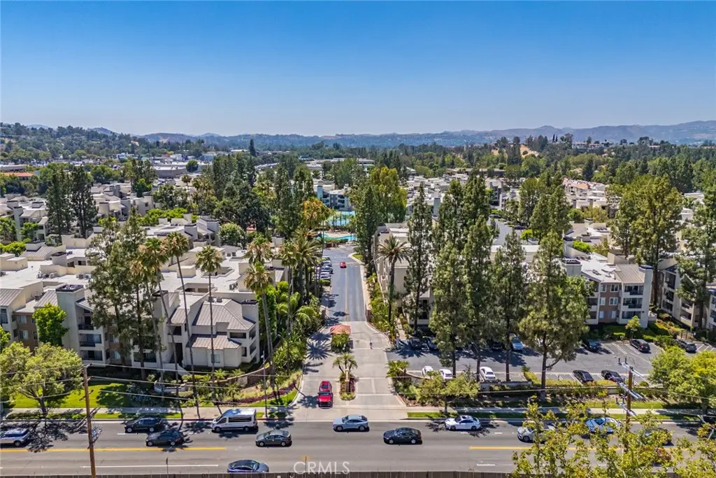 5565 Canoga #117, Woodland Hills, CA 91367 - #1