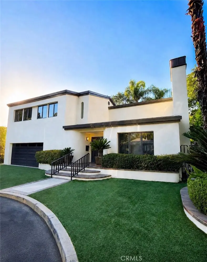 12023 Laurel Lane, Studio City, CA 91604 - #1