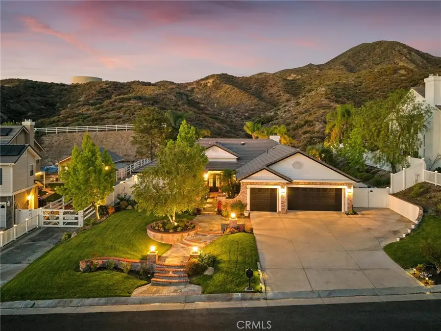 15263 Saddleback, Canyon Country, CA 91387 - #2