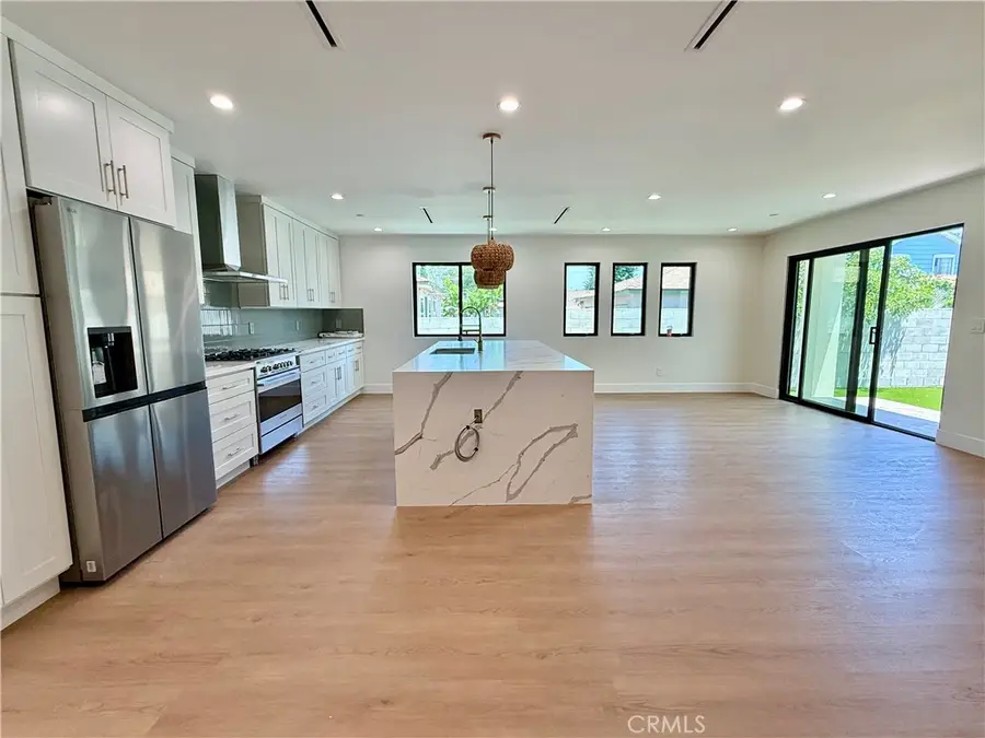 22130 Gault Street, Canoga Park, CA 91303 - #3