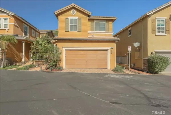 28215 Clementine Drive, Saugus, CA 91350
