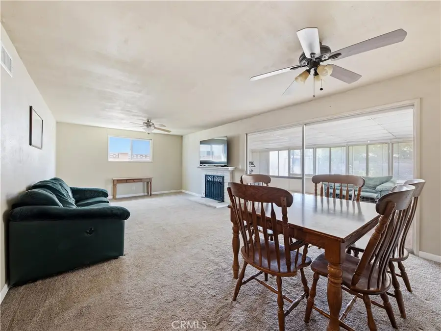 21052 Kingscrest, Saugus, CA 91350 - #3