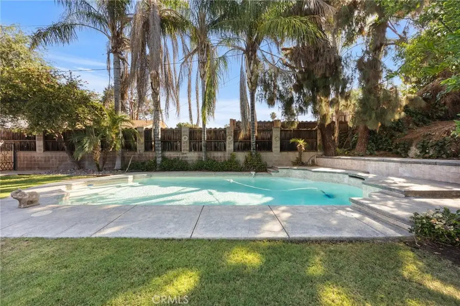 3825 Dalehurst Drive, Bakersfield, CA 93306 - #2