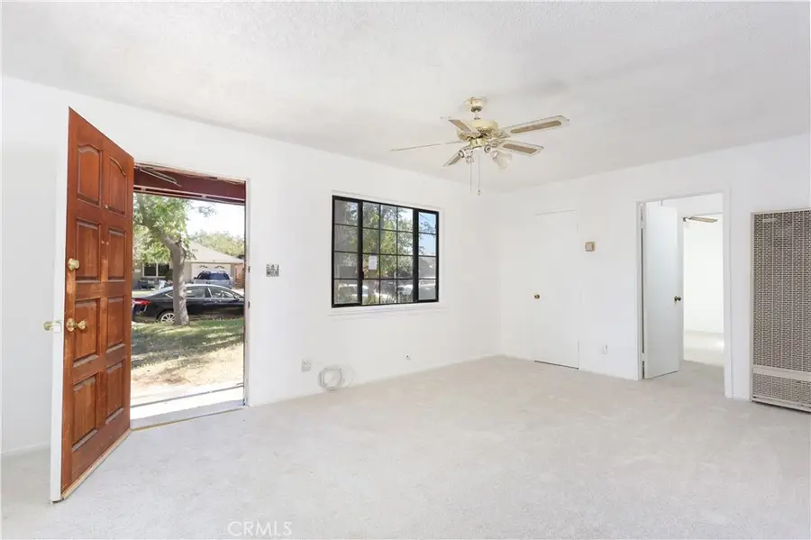 1109 W Lumber Street, Lancaster, CA 93534 - #3