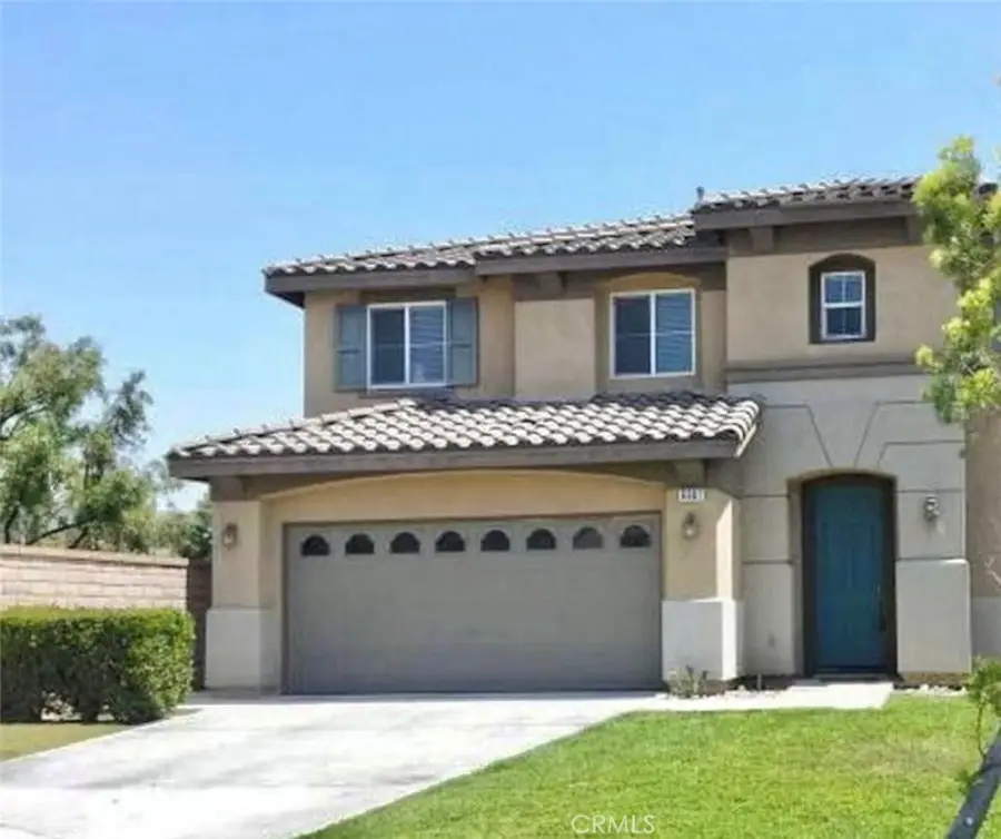 6061 La Costa, Fontana, CA 92336 - #2