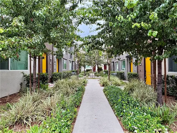18450 W Calico Lane, Northridge, CA 91325