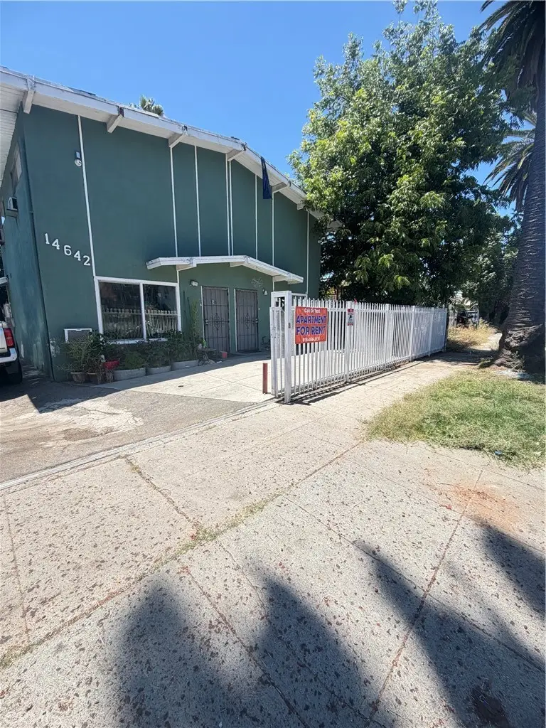 14642 Calvert, Van Nuys, CA 91411 - #2