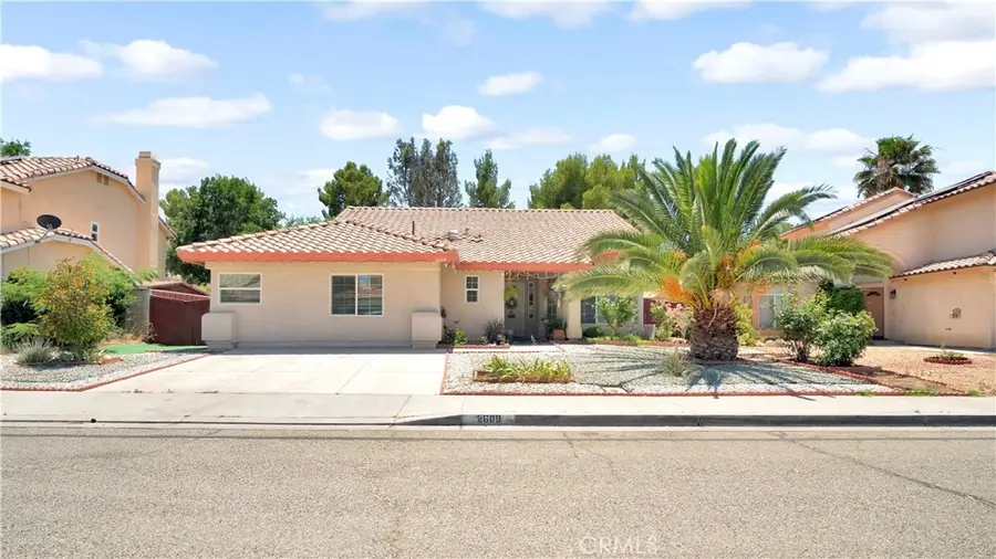 2608 Overland Avenue, Lancaster, CA 93536 - #3