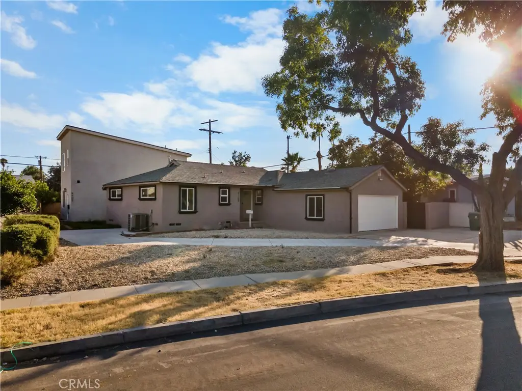 9709 Willis, North Hills, CA 91343 - #1