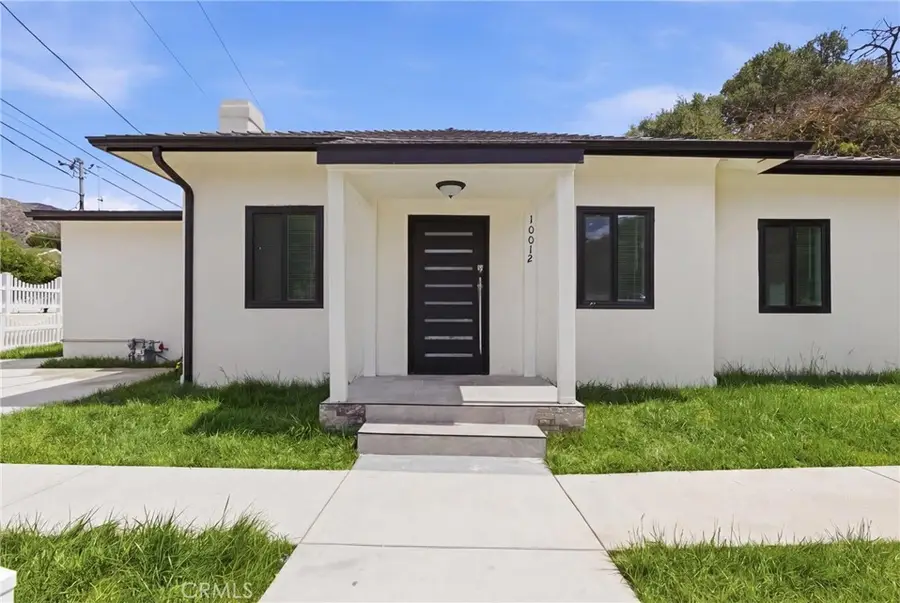 10012 Plainview Avenue, Tujunga, CA 91042 - #2