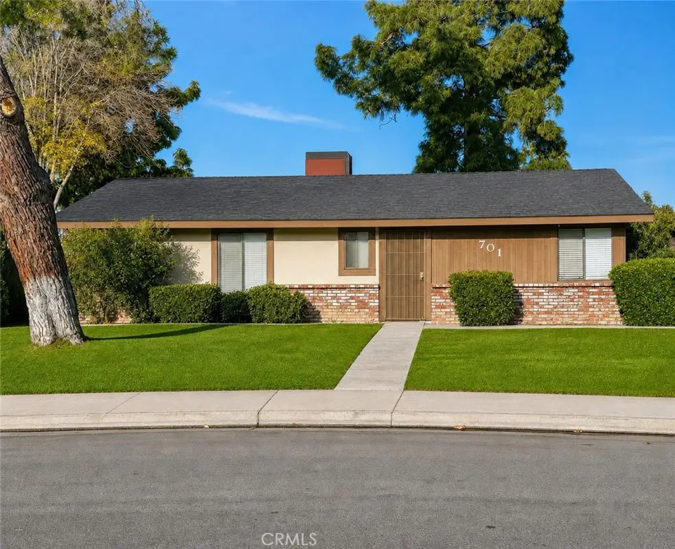 701 Deseret, Bakersfield, CA 93309 - #1