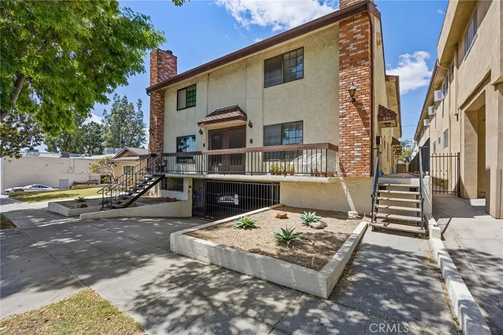 431 E Verdugo #G, Burbank, CA 91501 - #1