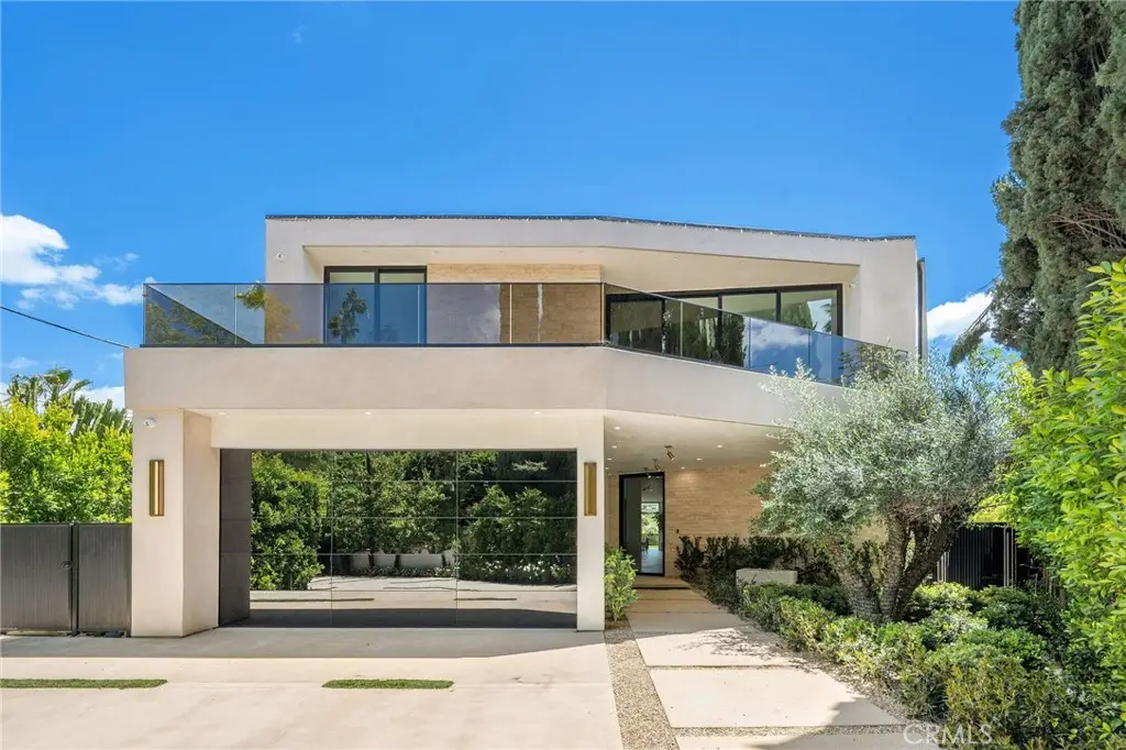 16988 Strawberry Drive, Encino, CA 91436 - #1