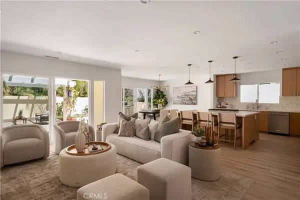 23105 Middlebank Drive, Newhall, CA 91321
