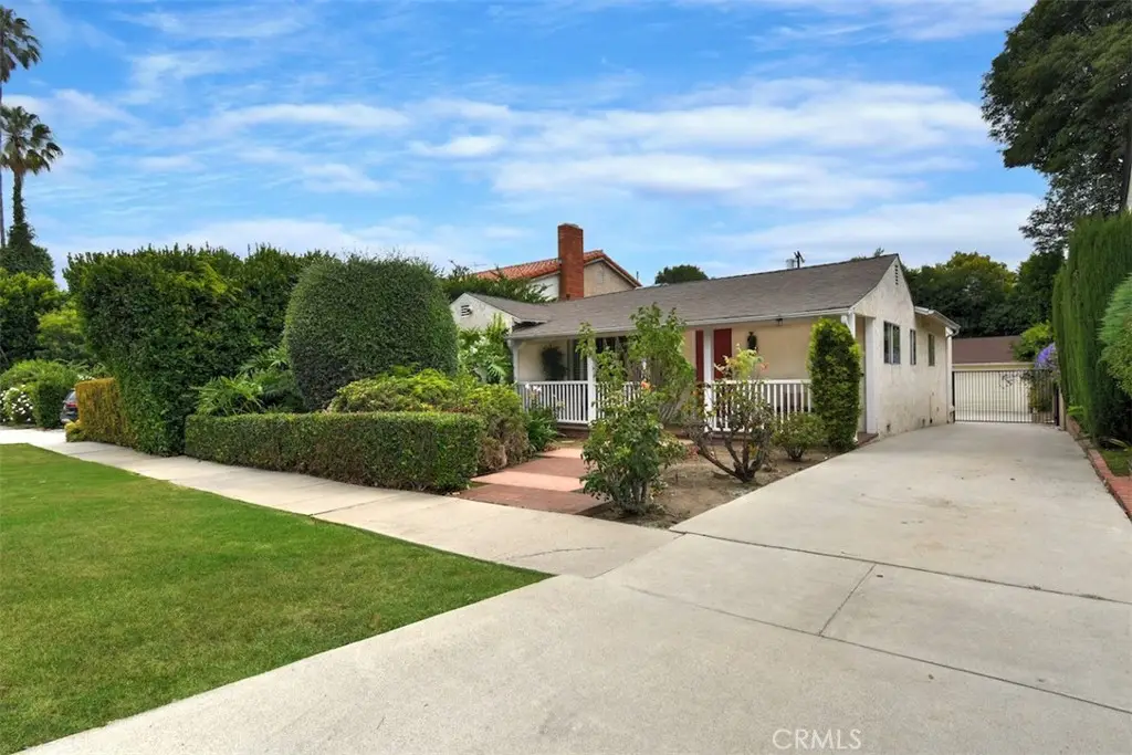 14451 Greenleaf Street, Sherman Oaks, CA 91423 - #1