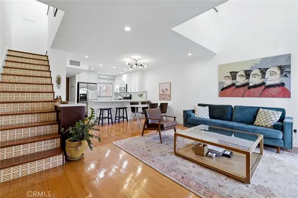 10926 Bluffside #25, Studio City, CA 91604