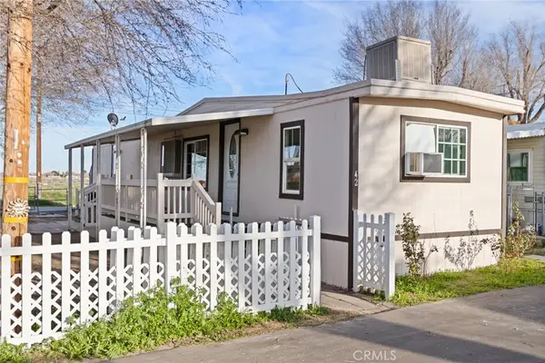 45446 7th Street #42, Lancaster, CA 93535