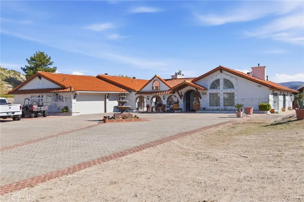 29952 Louis Ave, Canyon Country, CA 91351 - #1