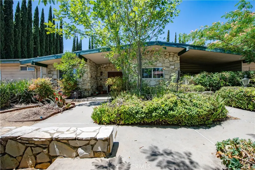 12537 Kenny, Granada Hills, CA 91344 - #1