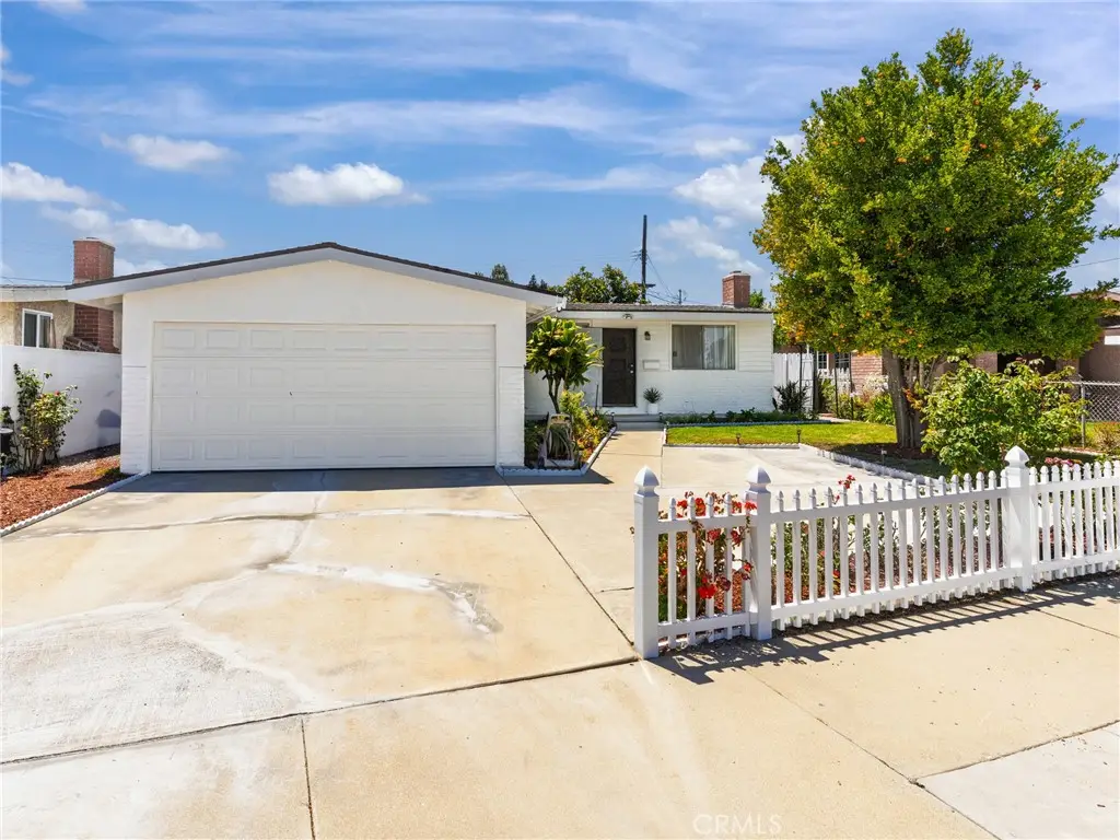 22707 Ronan Avenue, Carson, CA 90745 - #1
