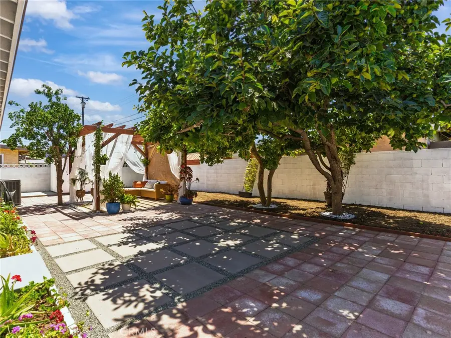 22707 Ronan Avenue, Carson, CA 90745 - #3