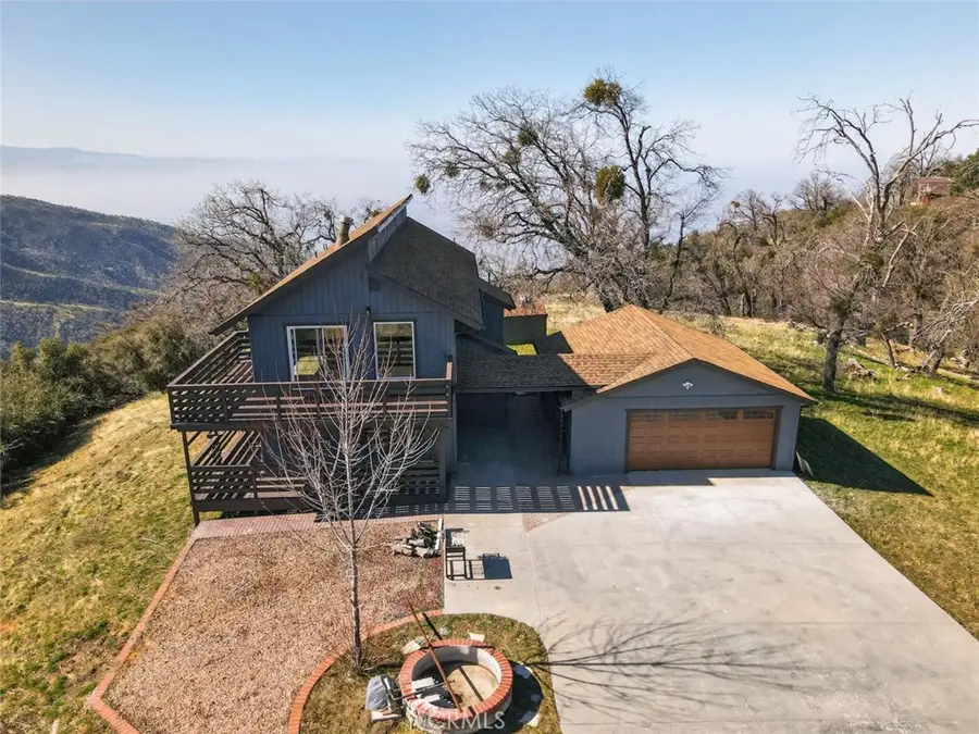 30420 Starland Drive, Tehachapi, CA 93561 - #2