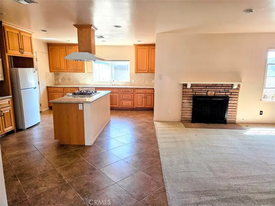 20026 Lull, Winnetka, CA 91306 - #2