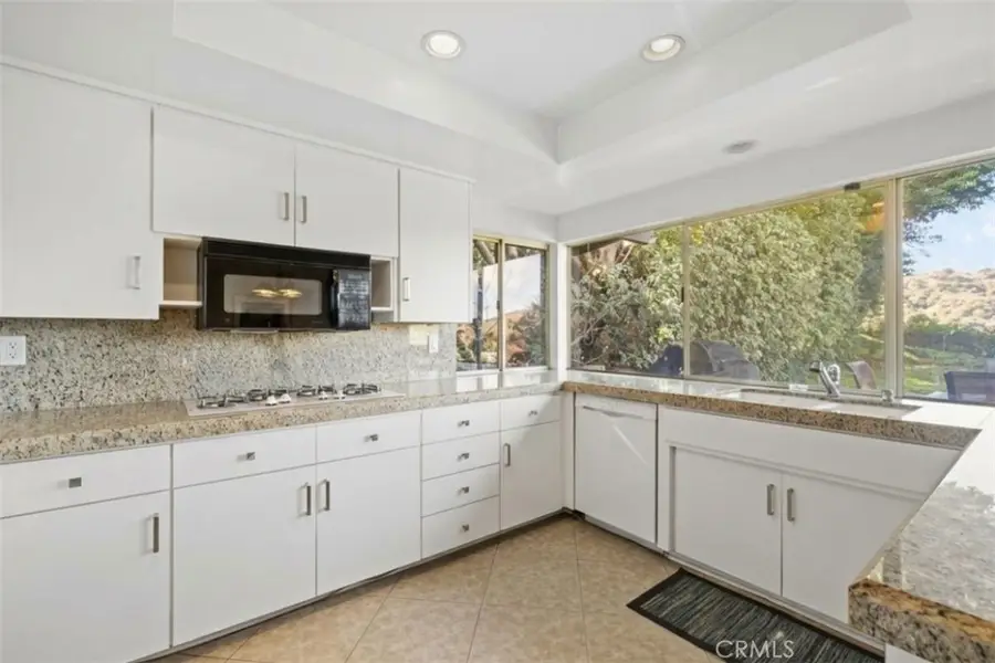 4157 Aleman, Tarzana, CA 91356 - #2