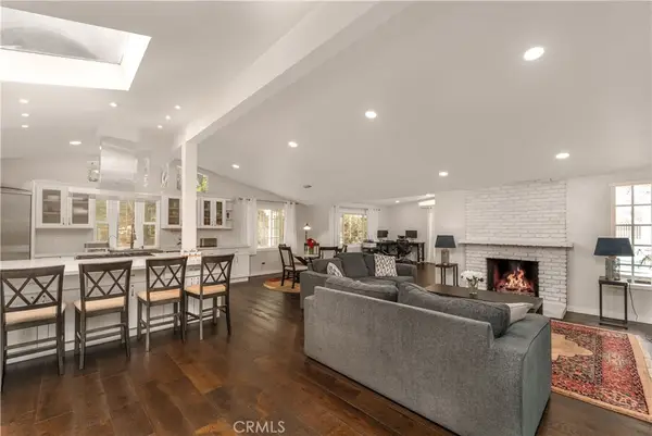 5708 Mcdonie, Woodland Hills, CA 91367