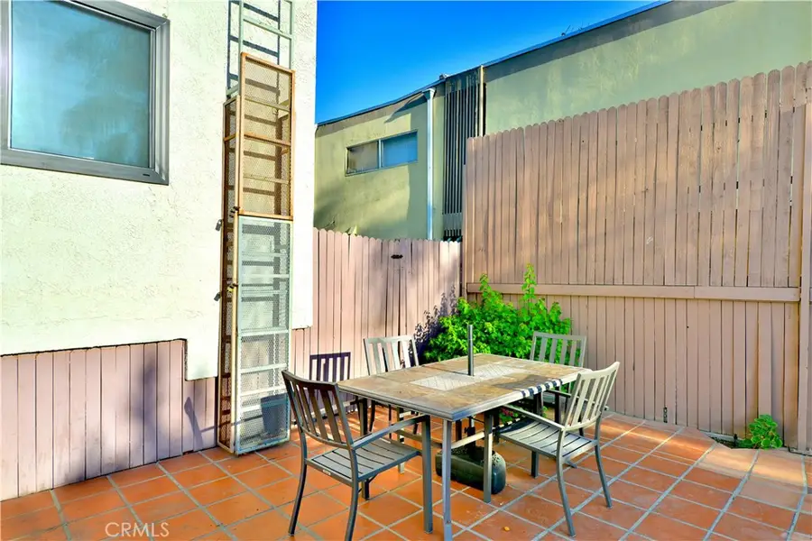 8221 Langdon Ave., #103, Van Nuys, CA 91406 - #3