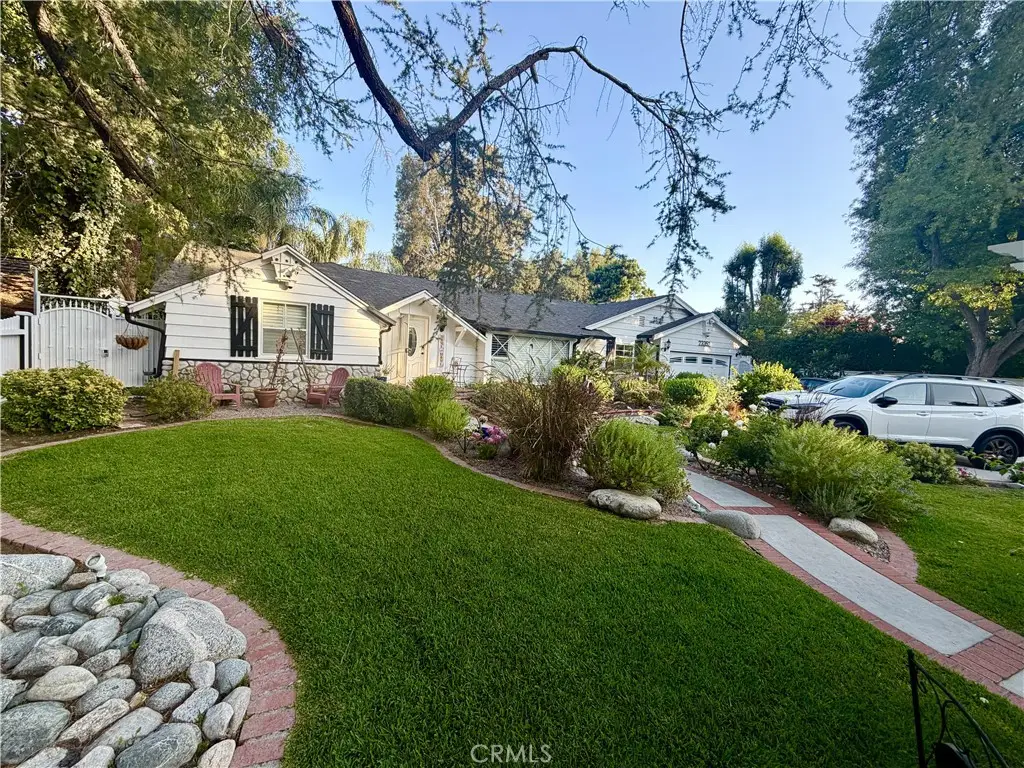 23352 Ostronic, Woodland Hills, CA 91367 - #1