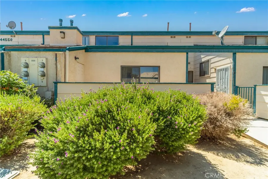 44550 15th Street E #8, Lancaster, CA 93535 - #2