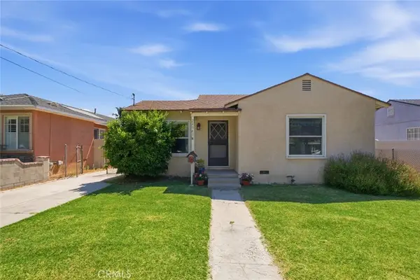 24983 Chestnut Street, Newhall, CA 91321