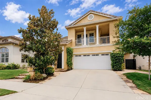 24334 Las Palmas, Valencia, CA 91355